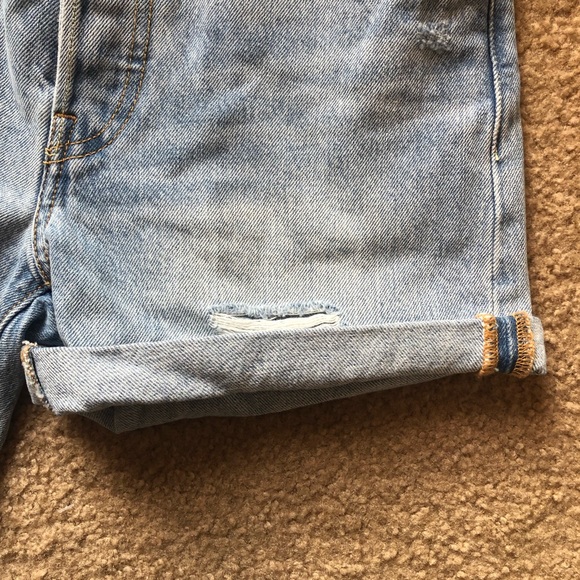 New Levi’s 501 button fly distressed long shorts - Picture 6 of 7